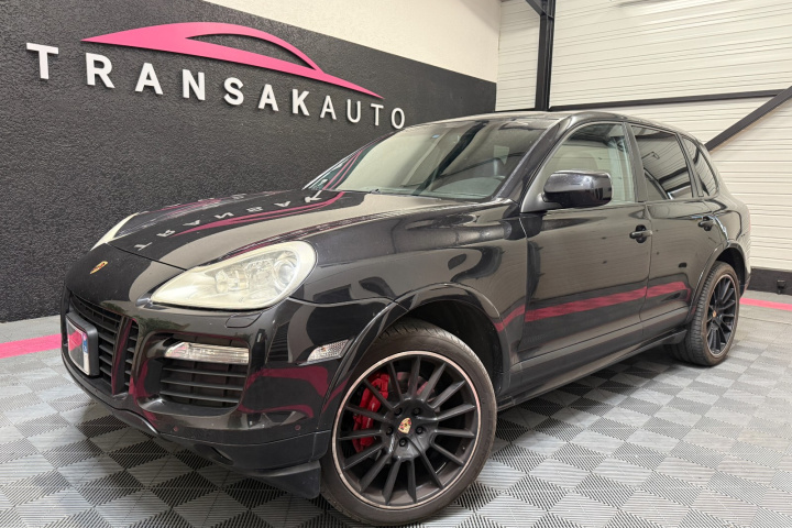 PORSCHE CAYENNE