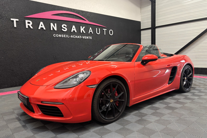 PORSCHE 718 BOXSTER