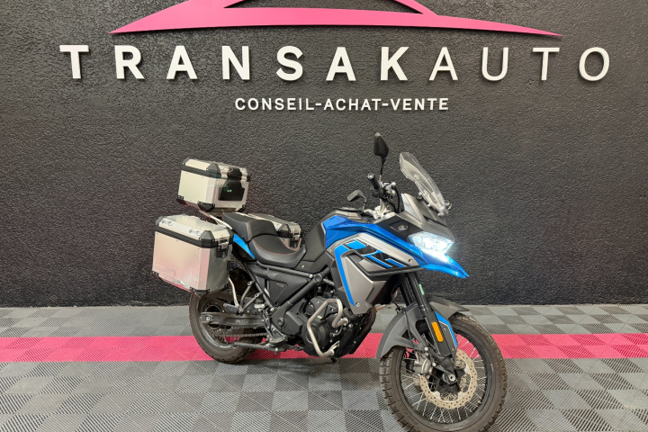 VOGE  650 DSX
